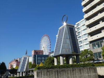 センター北駅前
